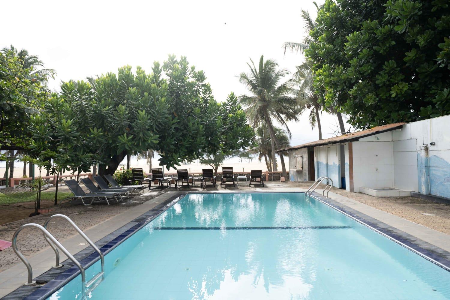 Topaz Beach Hotel Negombo Exterior photo